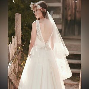 NWT Mikaella Bridal Veil